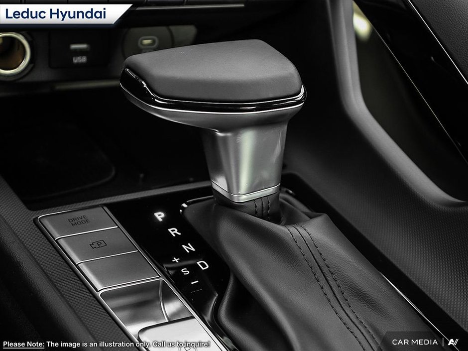 2025 Hyundai Elantra Luxury-16