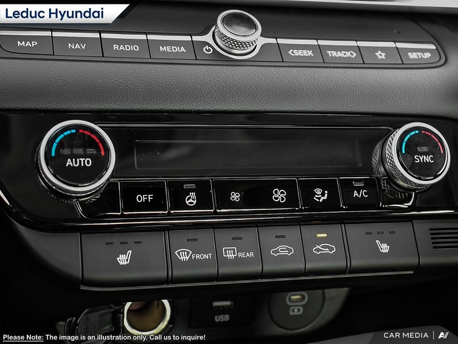 2025 Hyundai Elantra Luxury-23