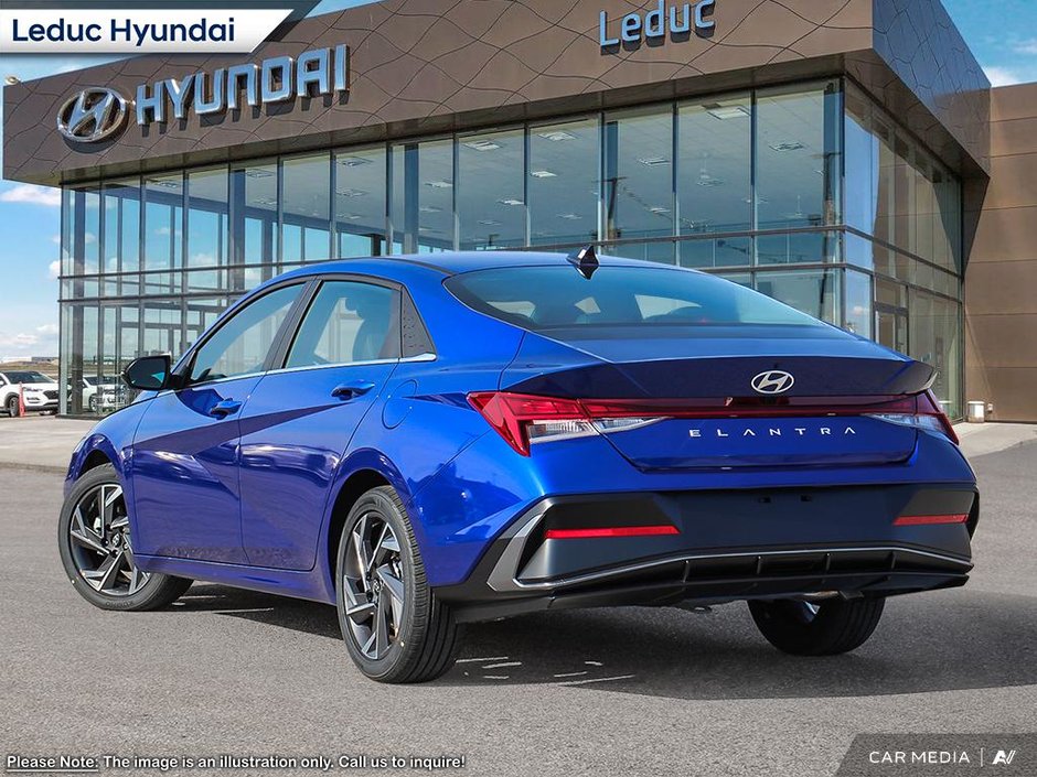 2025 Hyundai Elantra Luxury-3