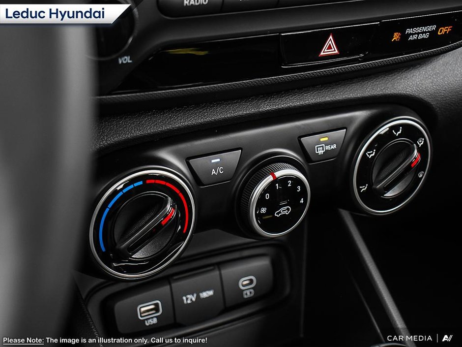 2025 Hyundai Venue Preferred-23