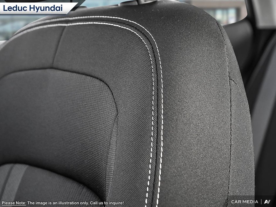 2025 Hyundai Venue Essential-19
