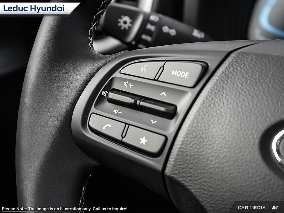2025 Hyundai Venue Essential-14