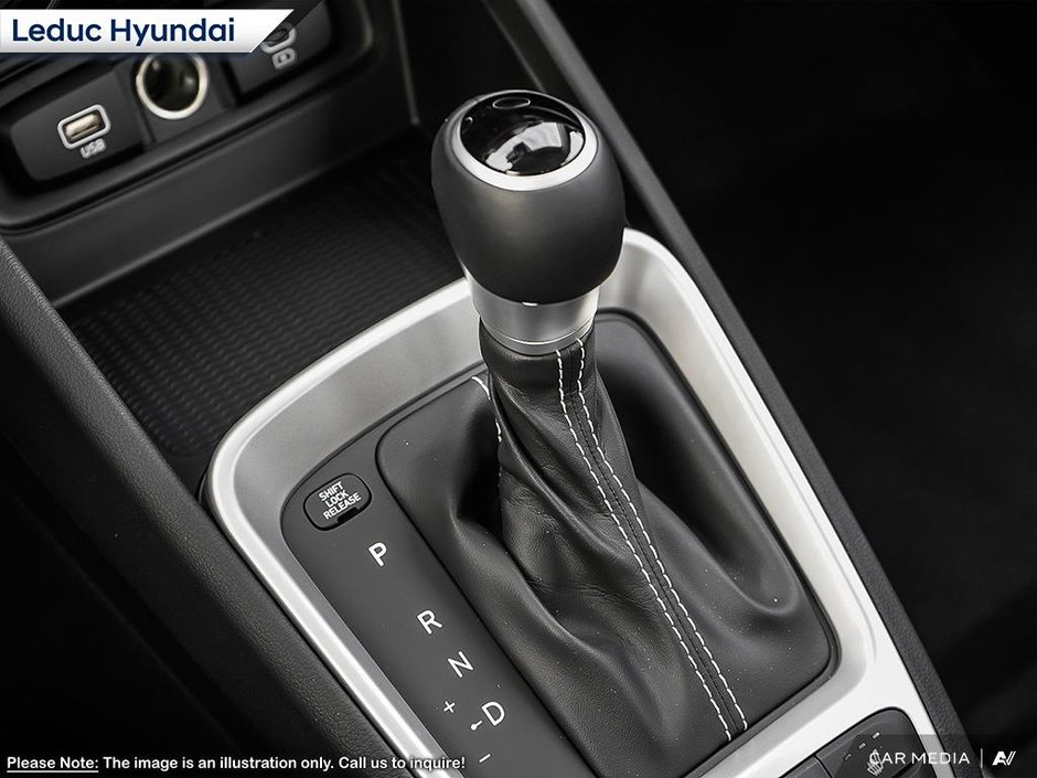 2025 Hyundai Venue Essential-16