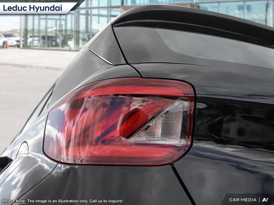 2025 Hyundai Venue Essential-10