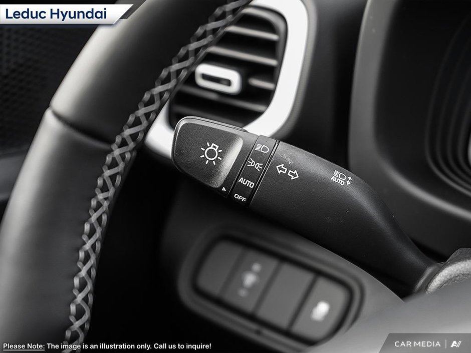 2025 Hyundai Venue Ultimate-23