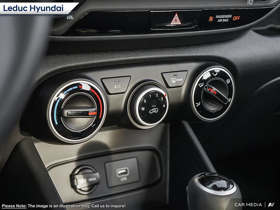 2025 Hyundai Venue Preferred-20