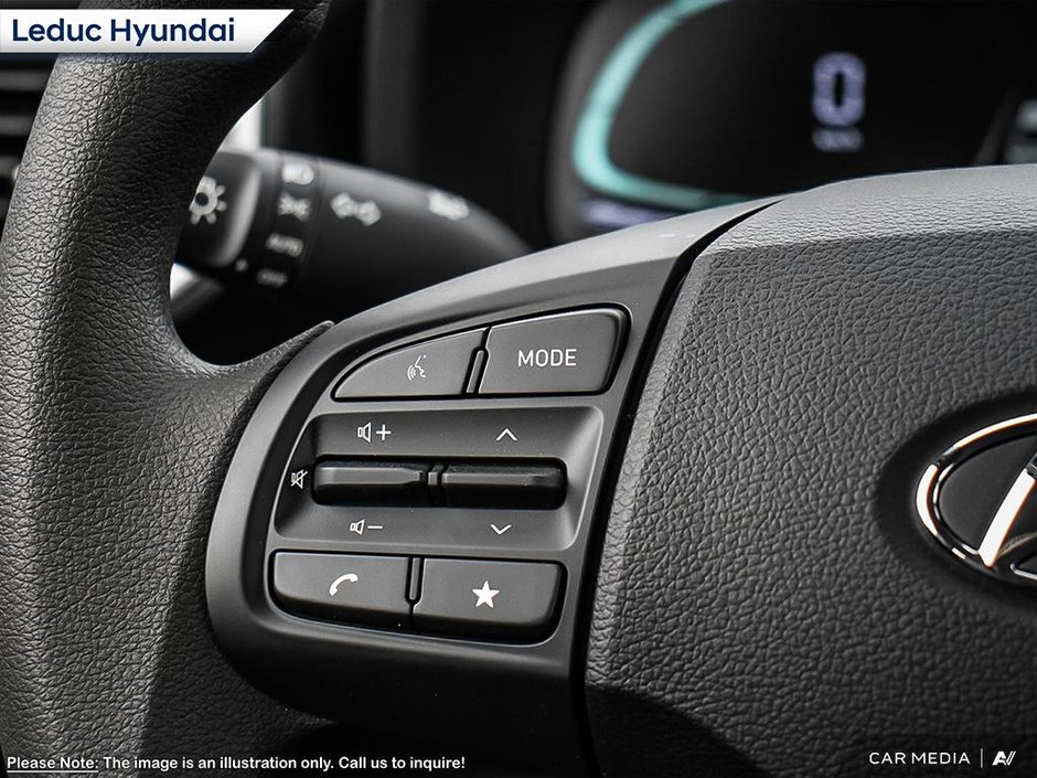 2025 Hyundai Venue Essential-14