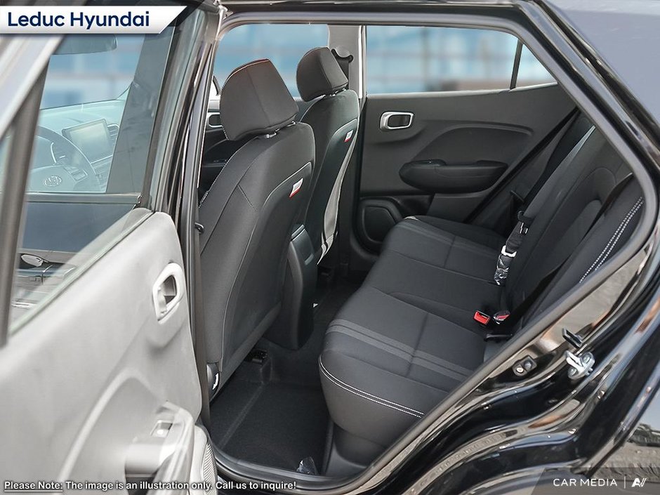 2025 Hyundai Venue Preferred-17