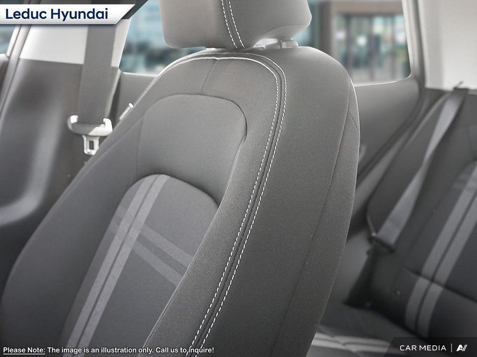 2025 Hyundai Venue Preferred-16