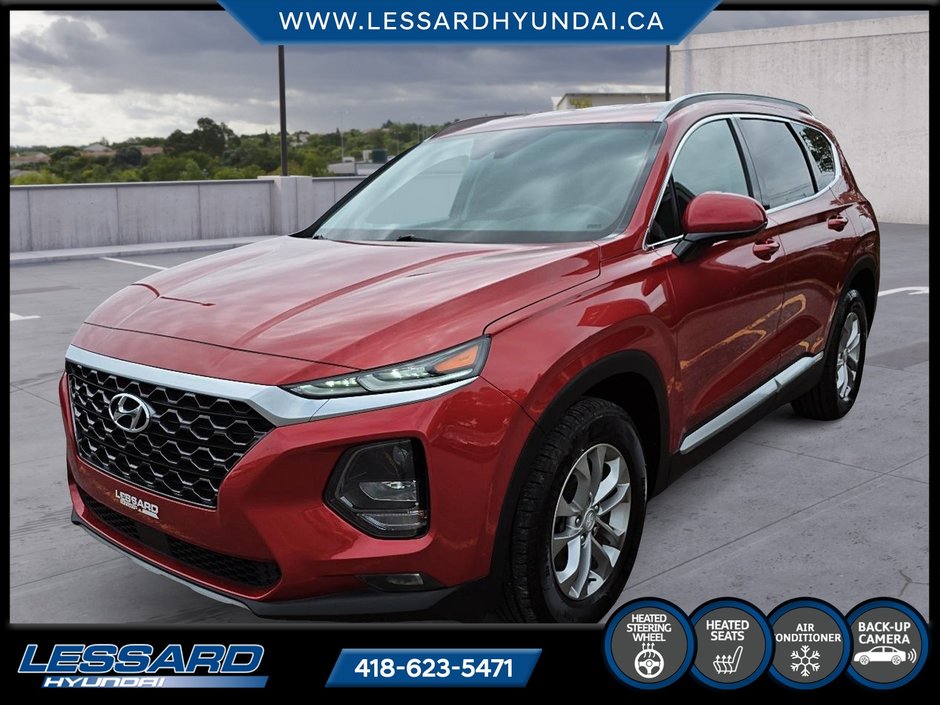 Hyundai Santa Fe Essentiel awd . 2019 à Québec, Québec - w940px