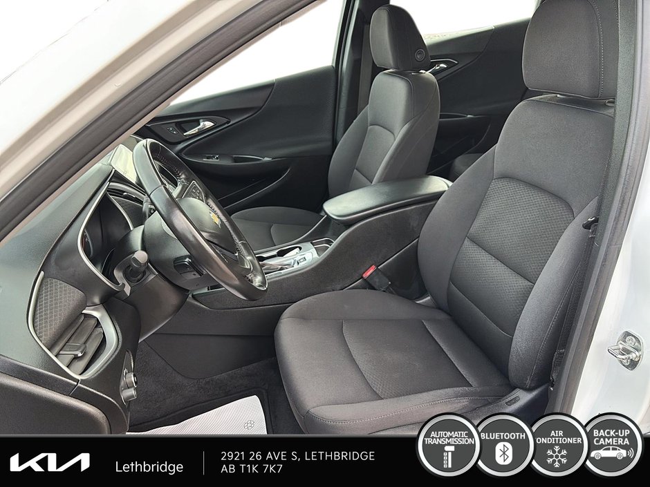 2022 Chevrolet Malibu RS-8