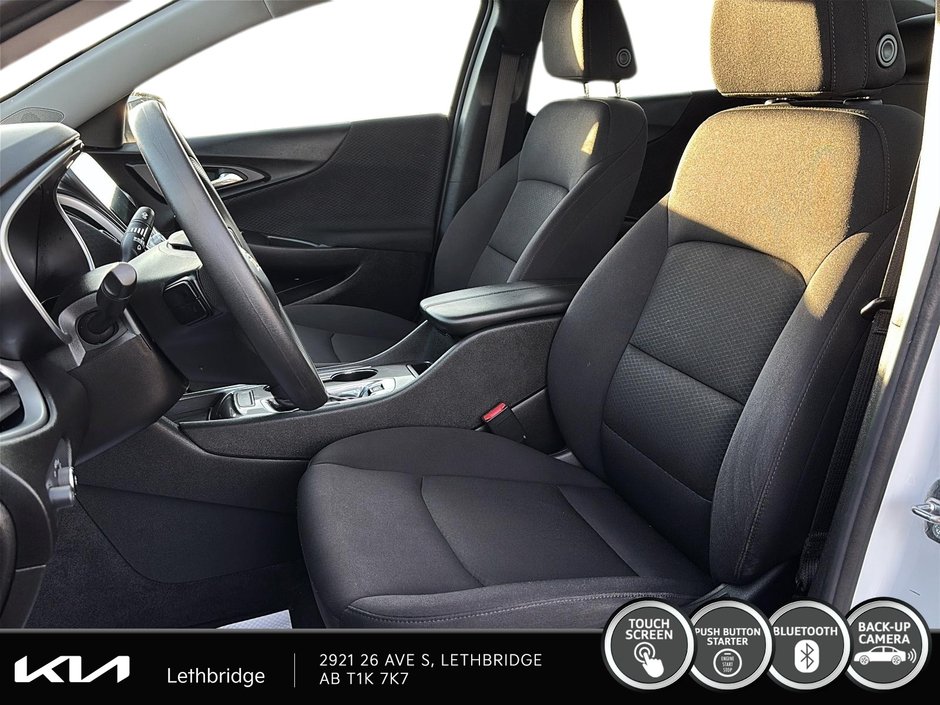 2023 Chevrolet Malibu LT-8