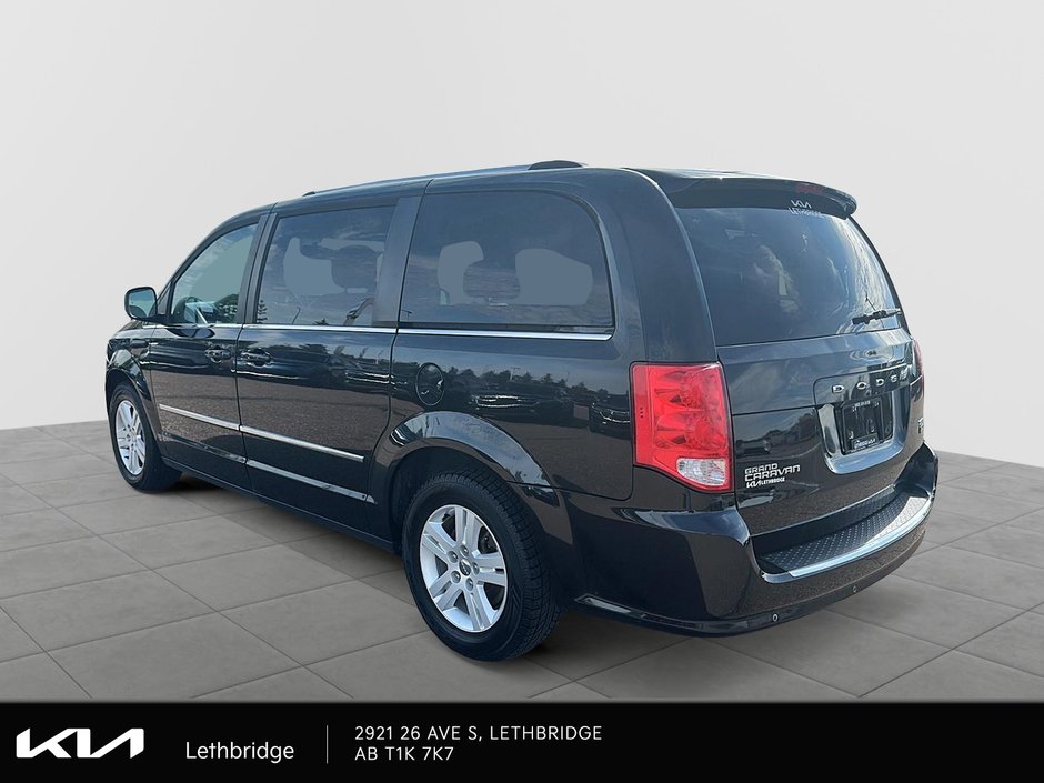 2017 Dodge Grand Caravan Crew-3