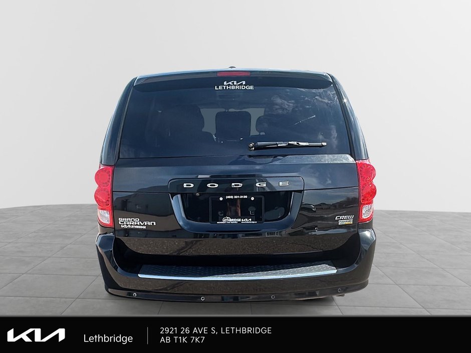 2017 Dodge Grand Caravan Crew-2