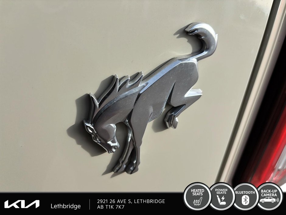 2025 Ford Bronco Outer Banks-9