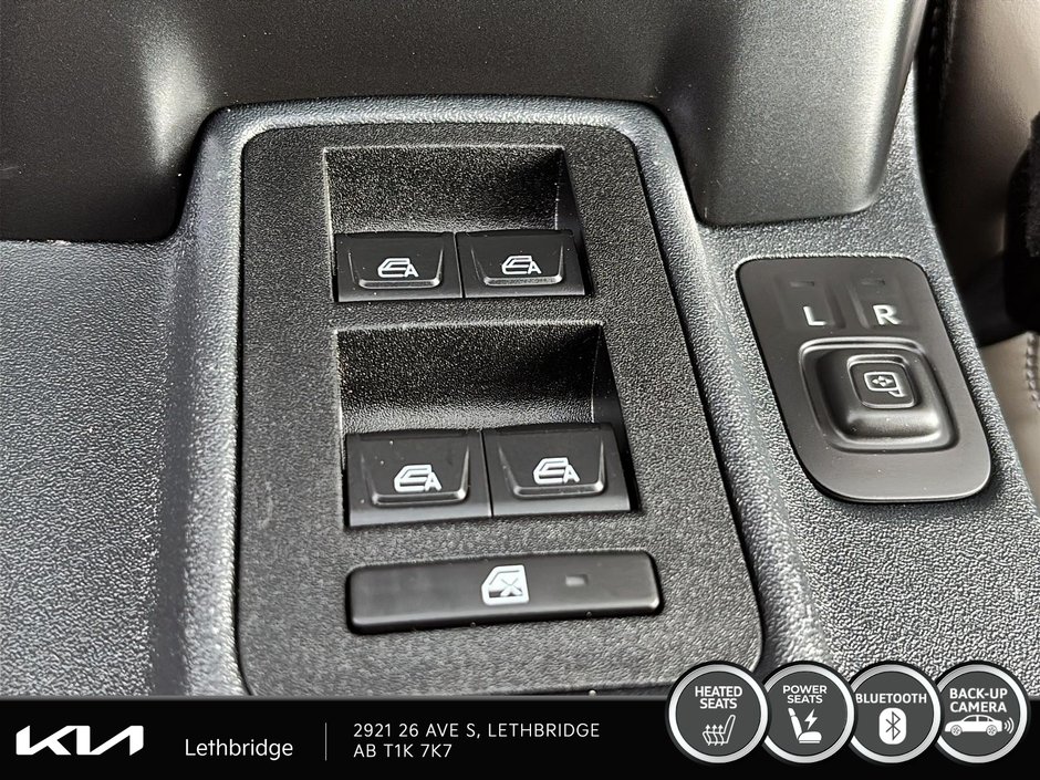 2025 Ford Bronco Outer Banks-19