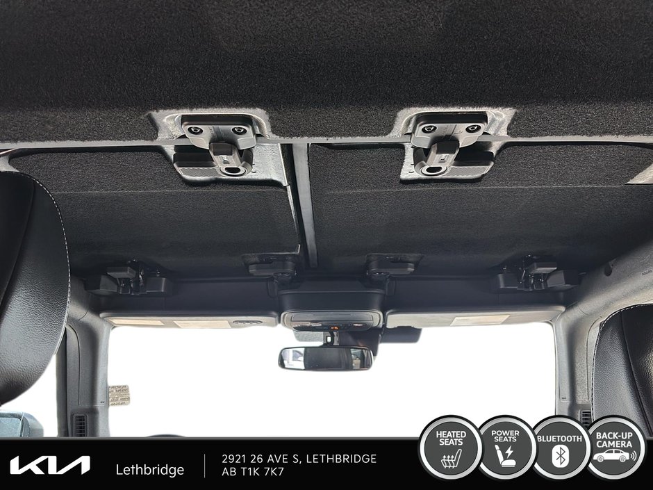 2025 Ford Bronco Outer Banks-23