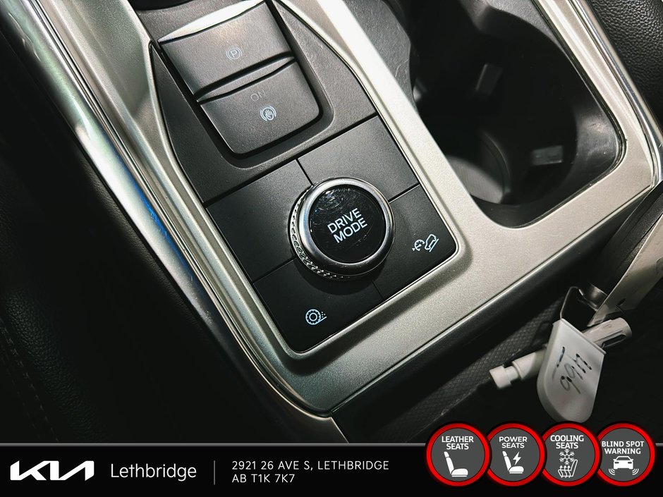 2023 Ford Explorer Limited-17