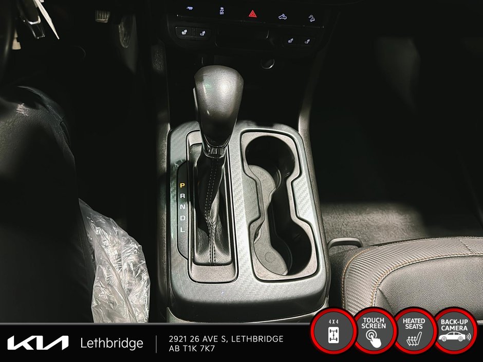 2022 GMC Canyon 4WD AT4 w/Cloth-16