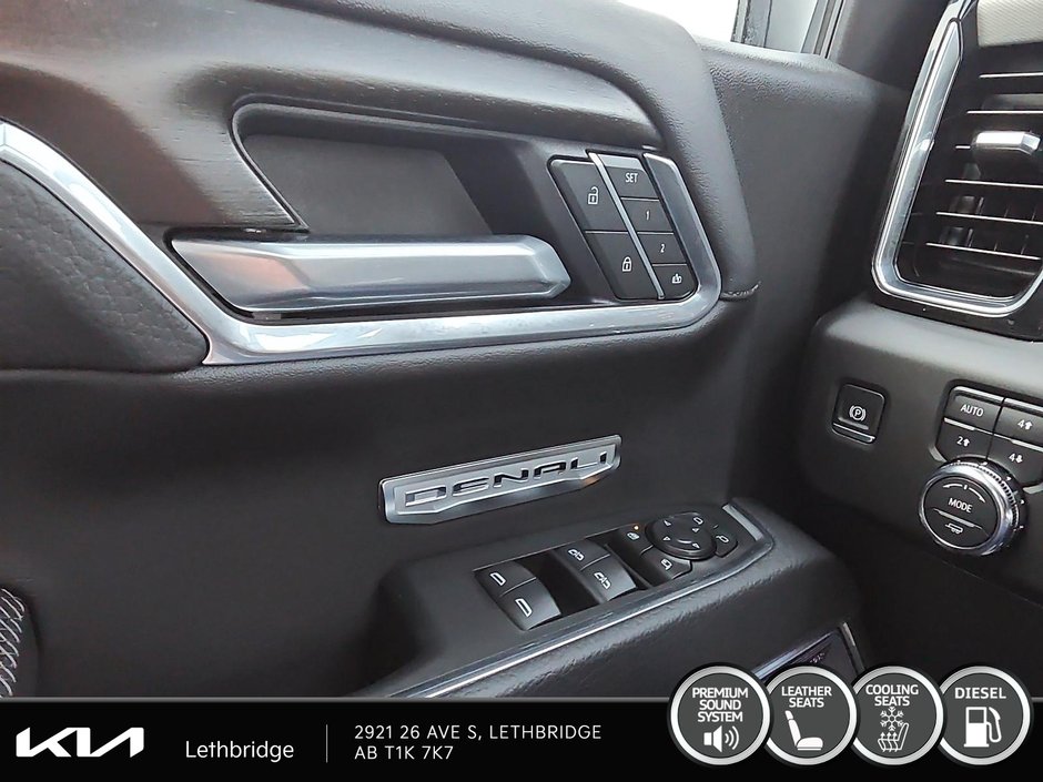 2025 GMC Sierra 1500 Denali-13