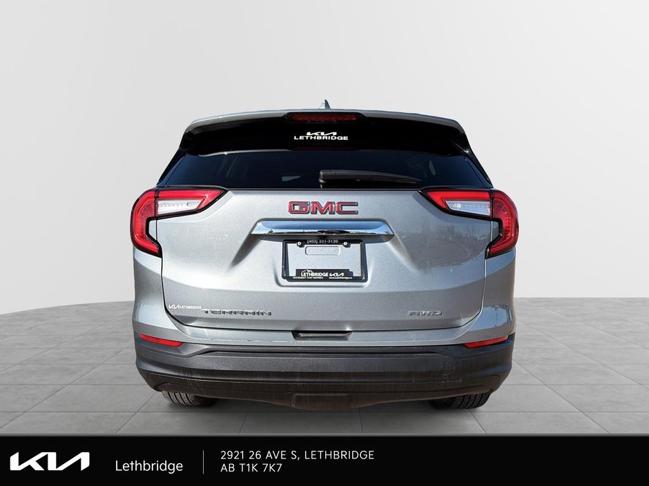 2024 GMC Terrain SLE-3