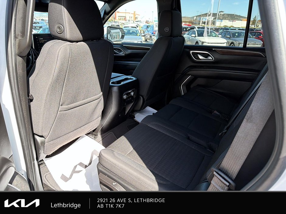 2024 GMC Yukon SLE-8