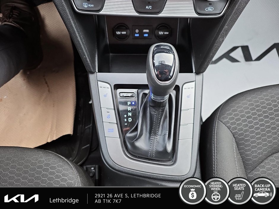 2020 Hyundai Elantra Preferred-15