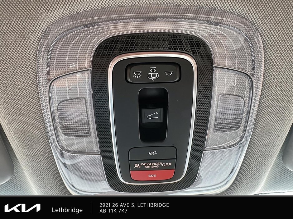 2023 Hyundai Elantra Luxury-18