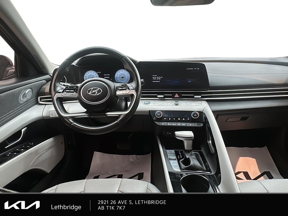2023 Hyundai Elantra Luxury-9