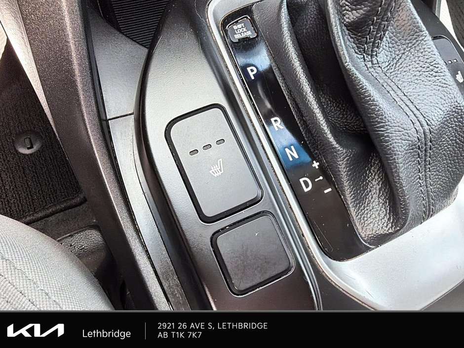 2018 Hyundai Santa Fe Sport 2.4 Base-14