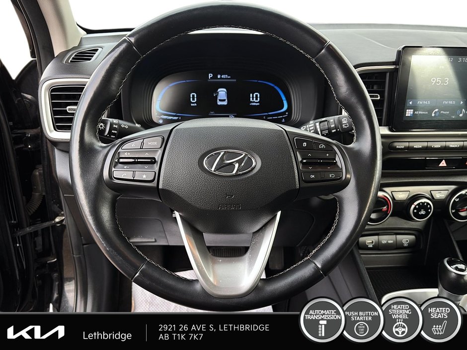 2023 Hyundai Venue Preferred-11