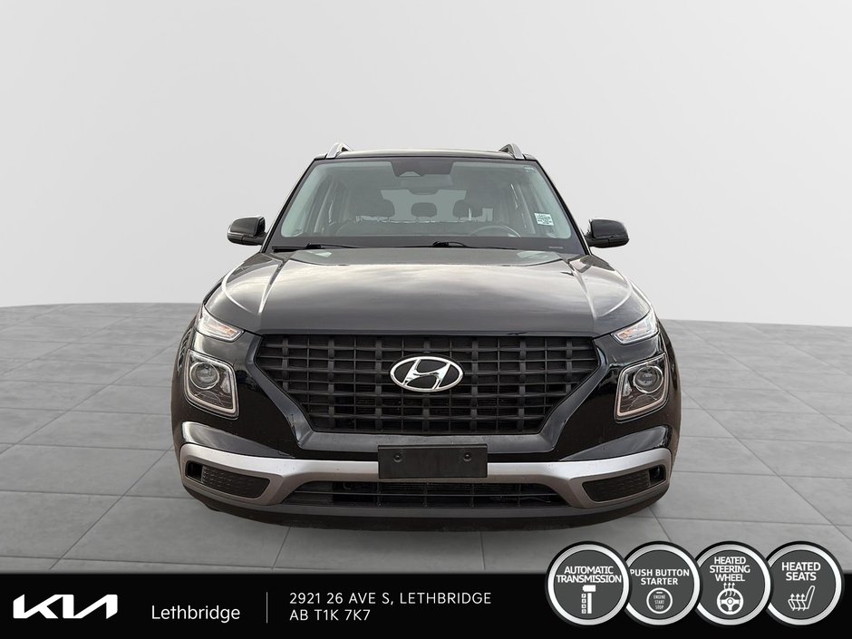 2023 Hyundai Venue Preferred-1