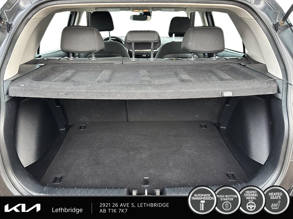 2023 Hyundai Venue Preferred-5