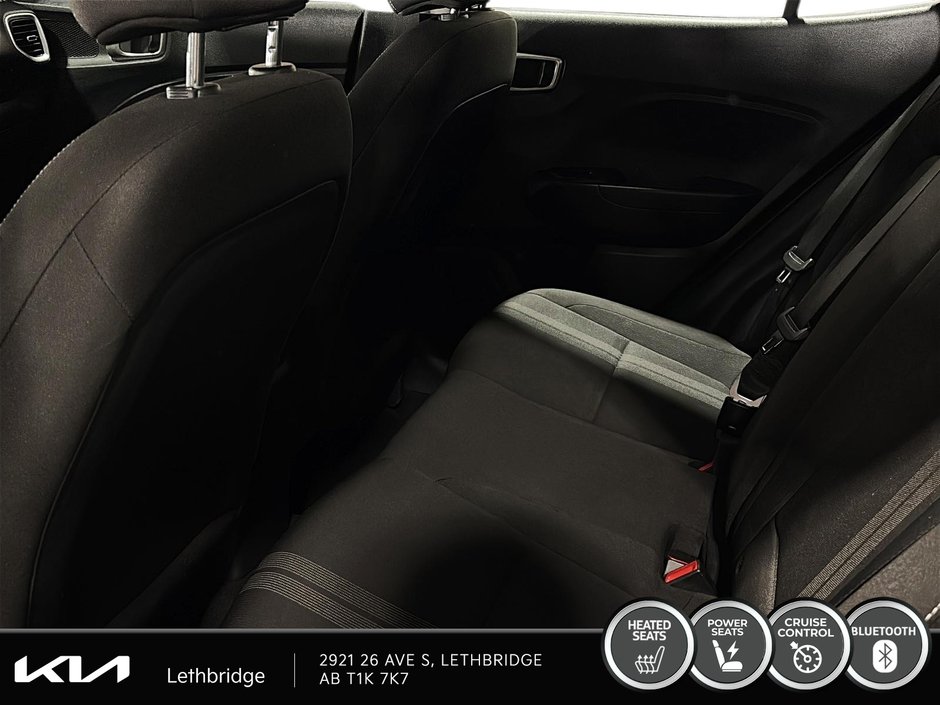 2024 Hyundai Venue Preferred-19