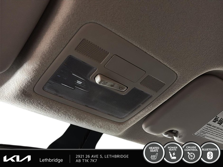 2024 Hyundai Venue Preferred-17