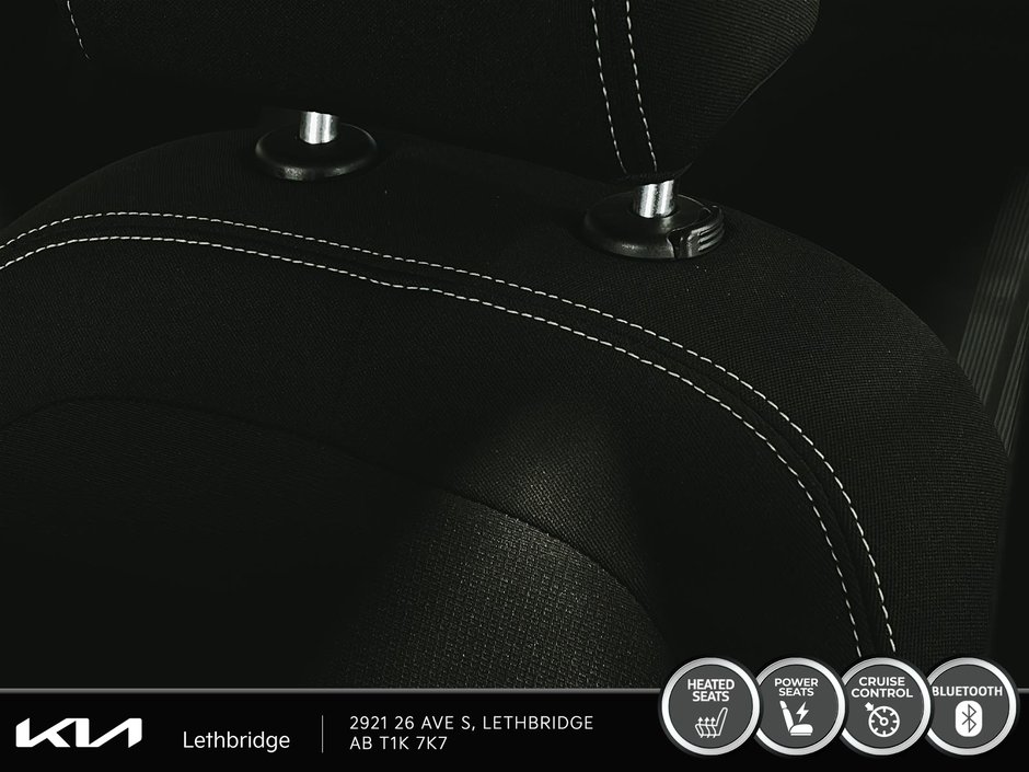 2024 Hyundai Venue Preferred-18