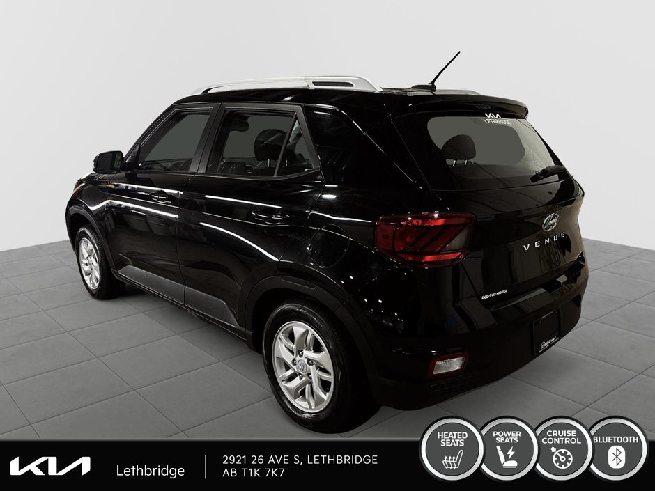 2024 Hyundai Venue Preferred-3