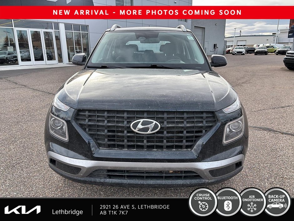 2024 Hyundai Venue Preferred-1