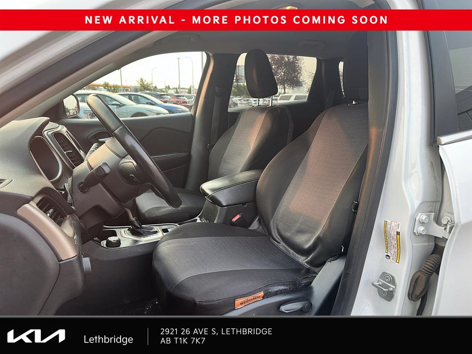 2015 Jeep Cherokee North-7