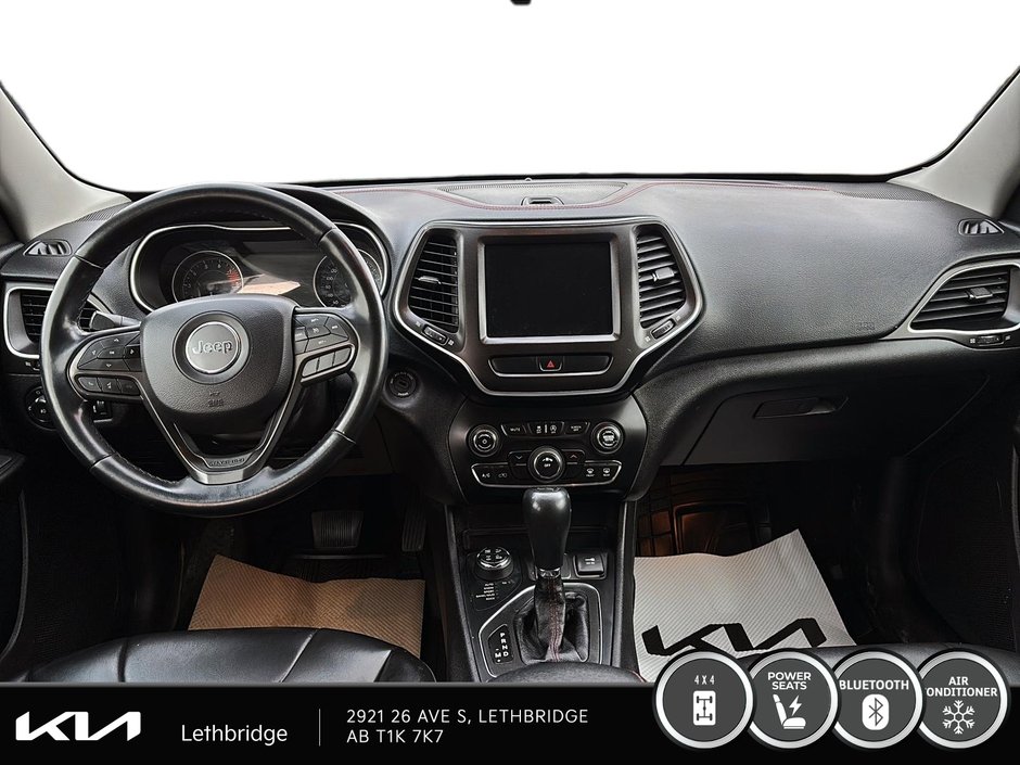 2020 Jeep Cherokee Trailhawk-9