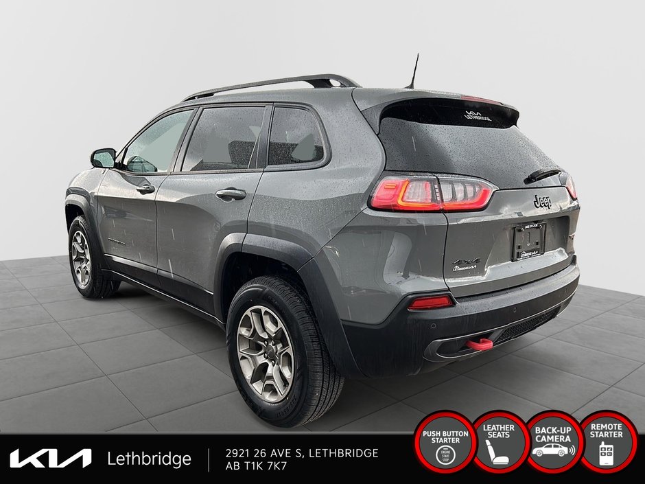 2022 Jeep Cherokee Trailhawk-4