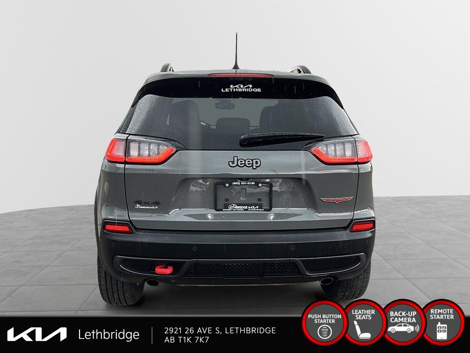 2022 Jeep Cherokee Trailhawk-3
