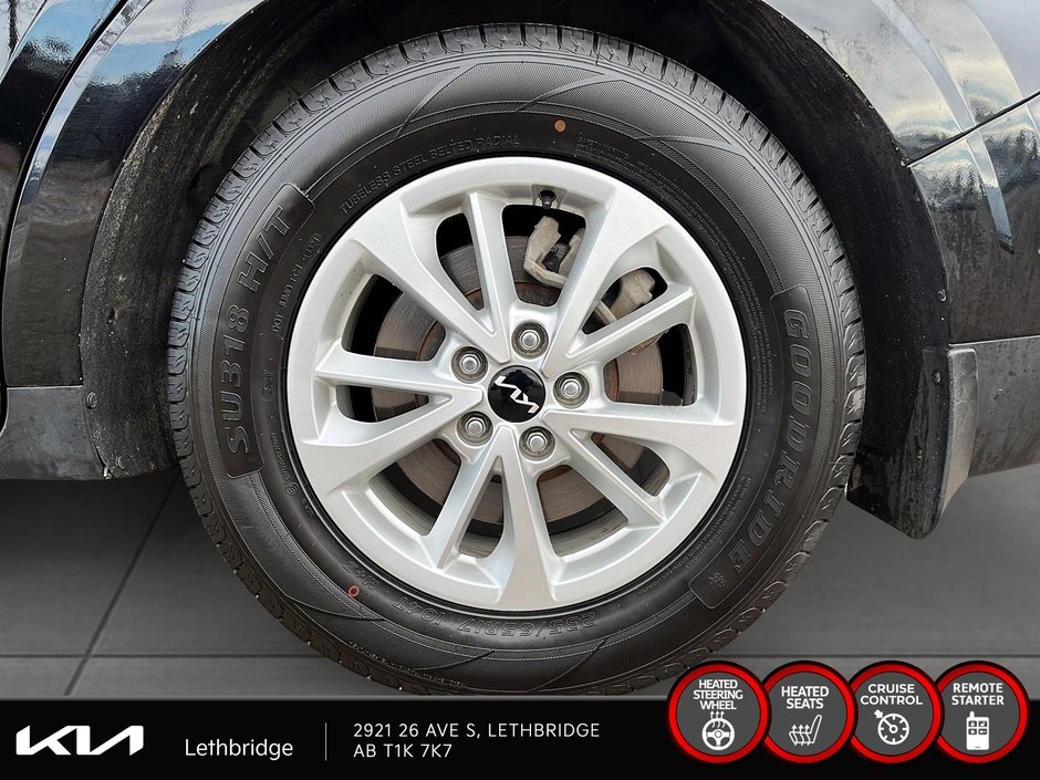 2024 Kia Carnival LX-6