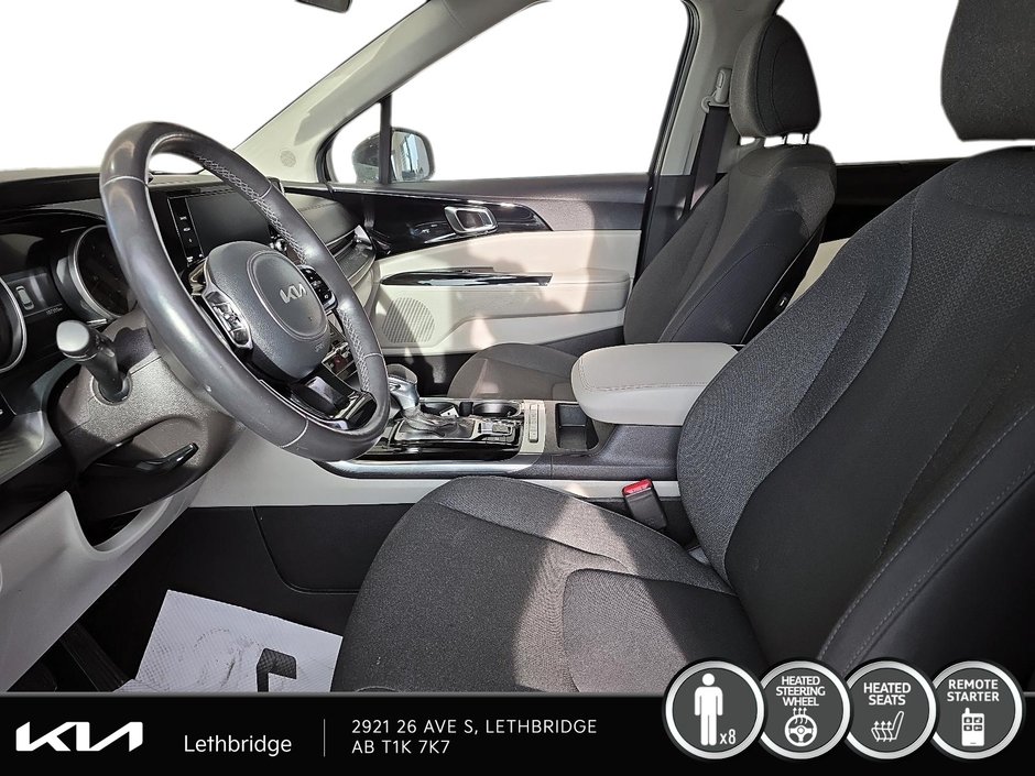 2024 Kia Carnival LX-8