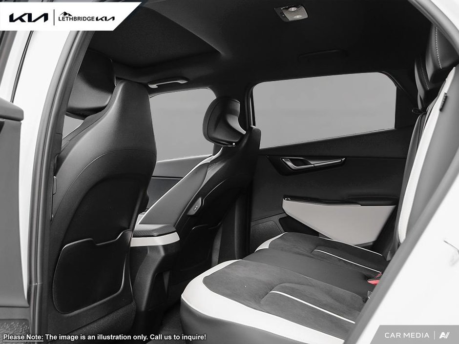 2025 Kia EV6 Land AWD w/ GT-Line Pkg-17