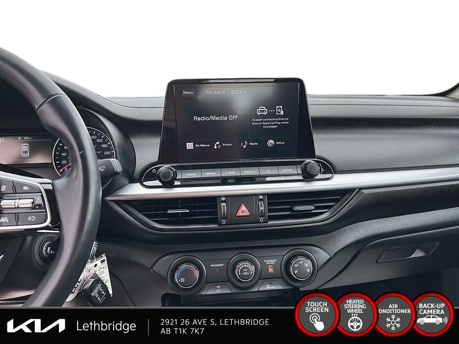 2023 Kia Forte EX-17