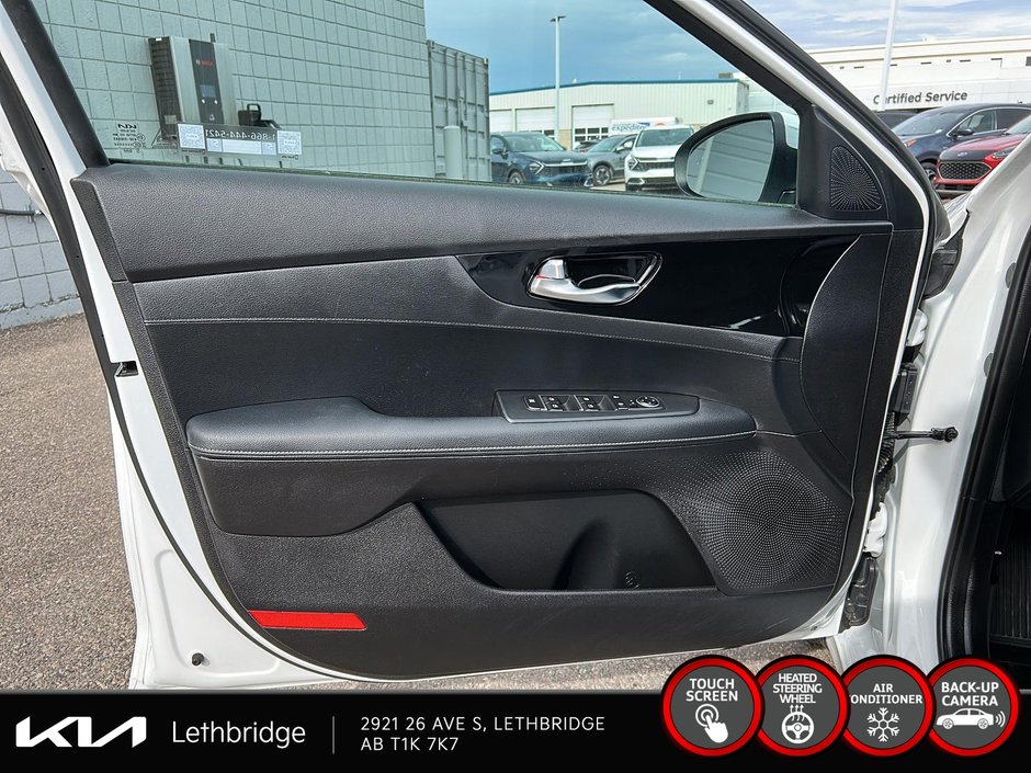 2023 Kia Forte EX-10