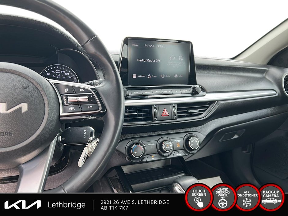 2023 Kia Forte EX-13