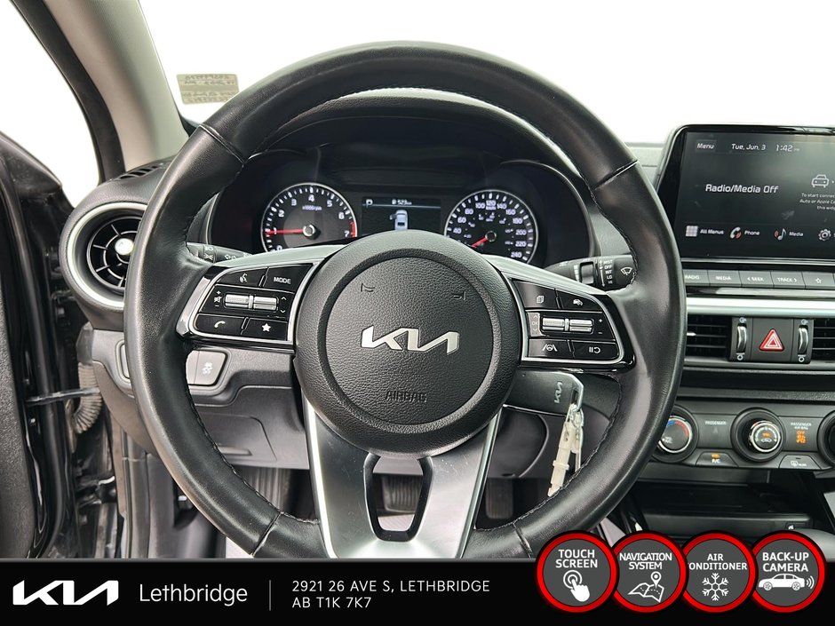 2023 Kia Forte EX-11