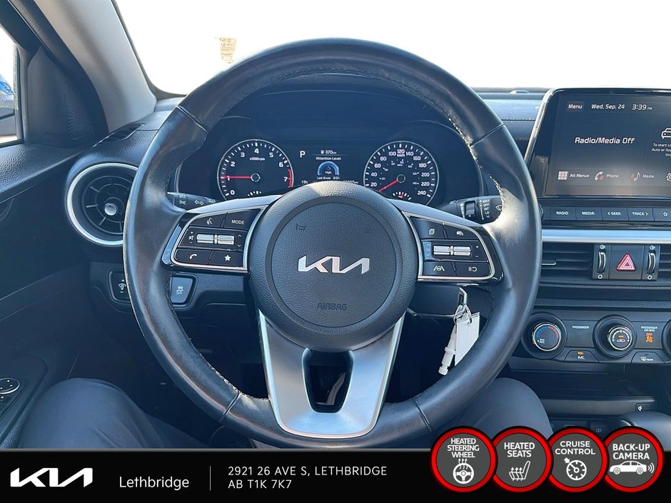 2023 Kia Forte EX-11